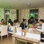 Ξενοδοχείο Kamer Hotel