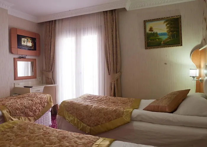 Ξενοδοχείο Kamer Hotel 3*